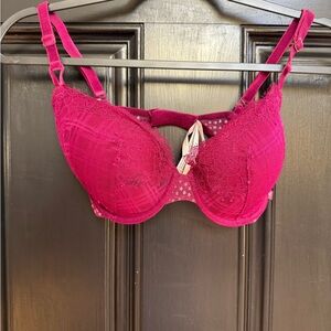 Victoria's Secret Fuchsia Lace Bra